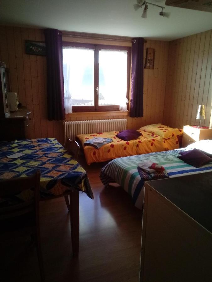 Chambre D'Hotes Petit Martel Les Ponts-de-Martel Dış mekan fotoğraf
